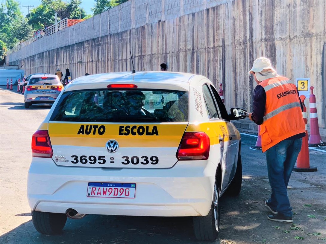Mutirão de prova prática em Cuiabá - Foto por: Assessoria/Detran-MT Governo de MT estabelece medida que amplia vagas em provas práticas de 1ª habilitação - Mutirão de prova prática em Cuiabá