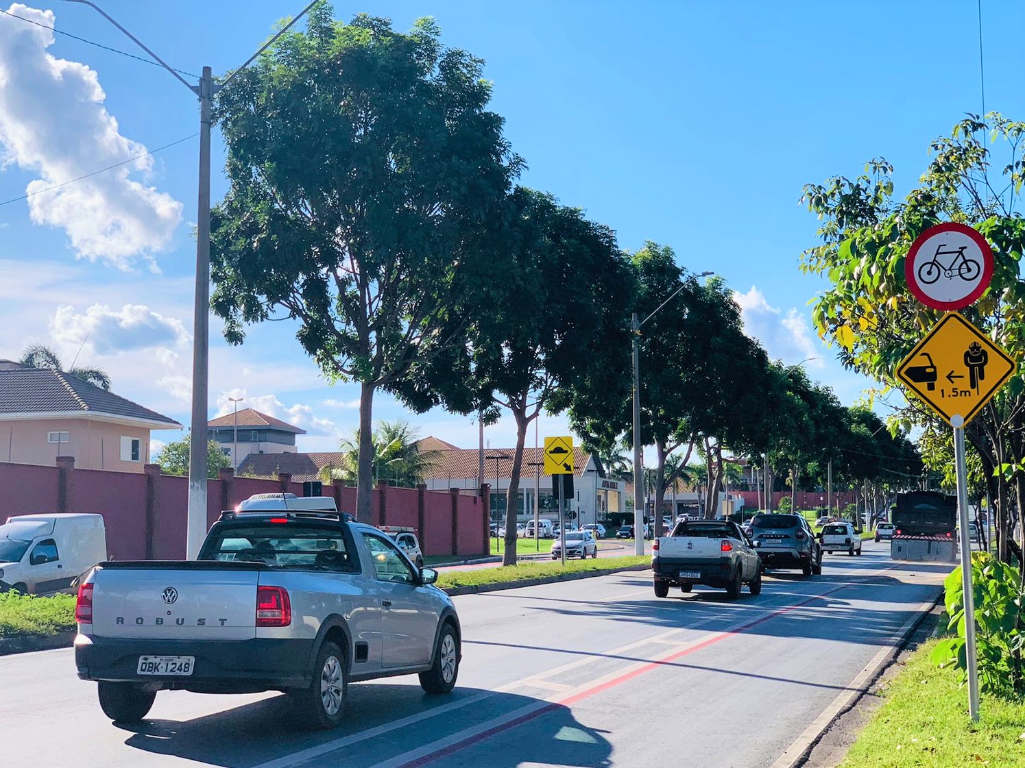 Para efetivar o licenciamento, todos os débitos pendentes como a taxa de licenciamento, multas de trânsito e o IPVA devem estar quitados - Foto por: Assessoria/Detran-MT Para efetivar o licenciamento, todos os débitos pendentes como a taxa de licenciamento, multas de trânsito e o IPVA devem estar quitados