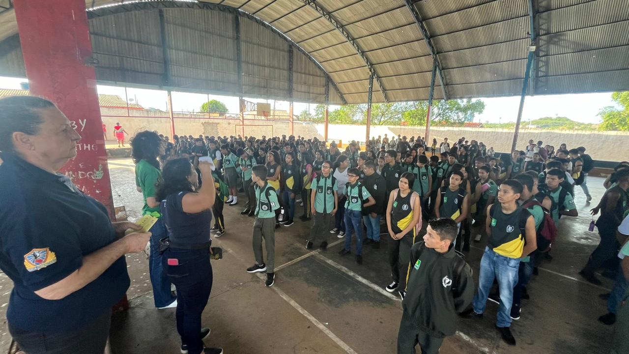 Detran-MT e Batalhão de Trânsito realizam pit stop educativo em escolas de Cuiabá - 